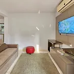 Apt Centro 2 Quartos 2 Banheiros Com Garagem